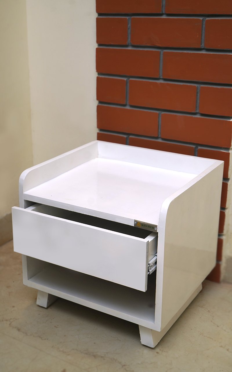BED SIDE WHITE TABLE - Image 2